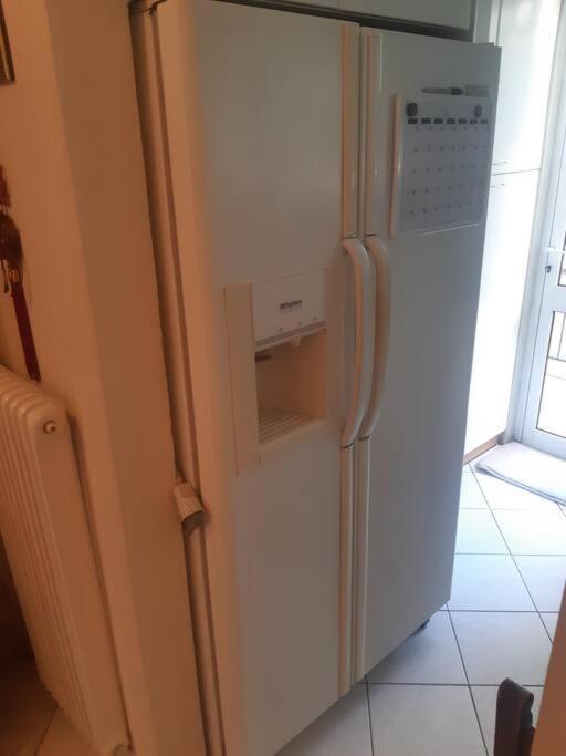 Classical Apartment At Lycabetus Hill Athens Ngoại thất bức ảnh