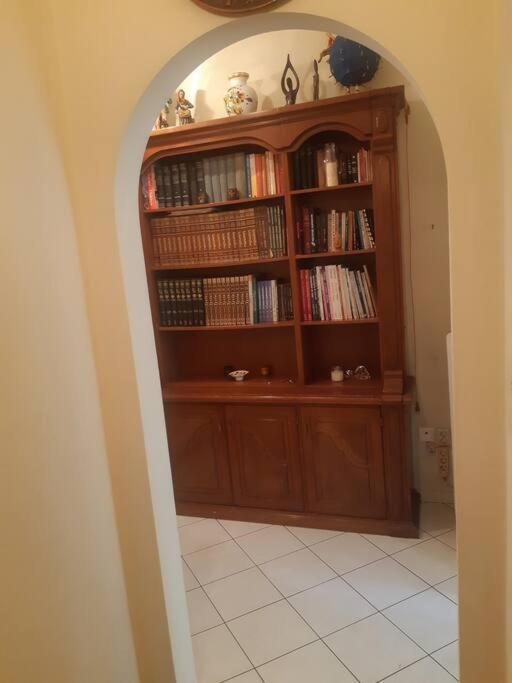 Classical Apartment At Lycabetus Hill Athens Ngoại thất bức ảnh